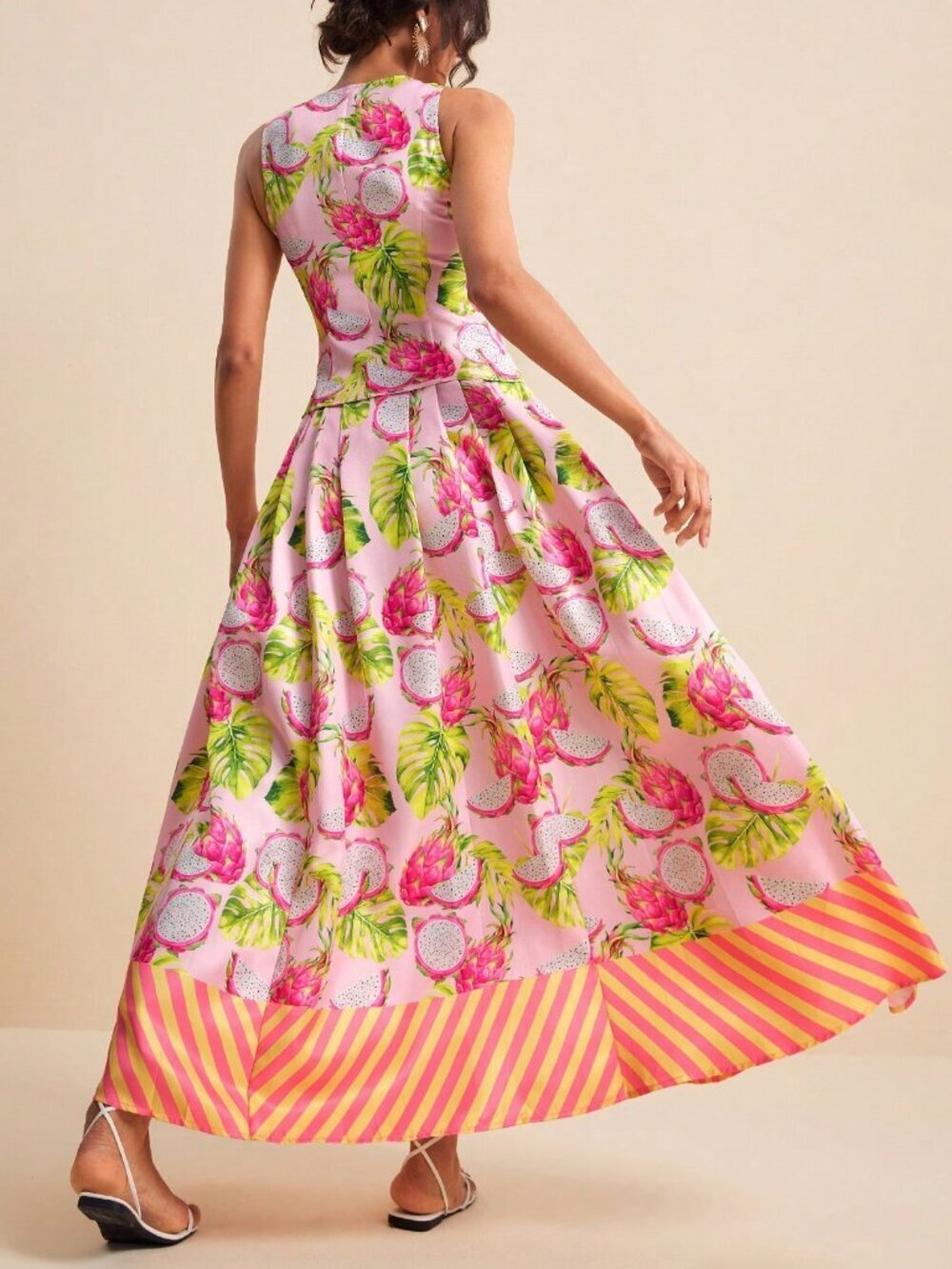 Pink Boho Women's Dragonfruit Tropical V-Neck Sleeveless Top & Skirt 2-Piece Set - Picture 2 of 7